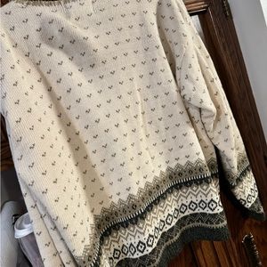 Eddie Bauer sweater, Nordic inspired, size extra large, like new condition